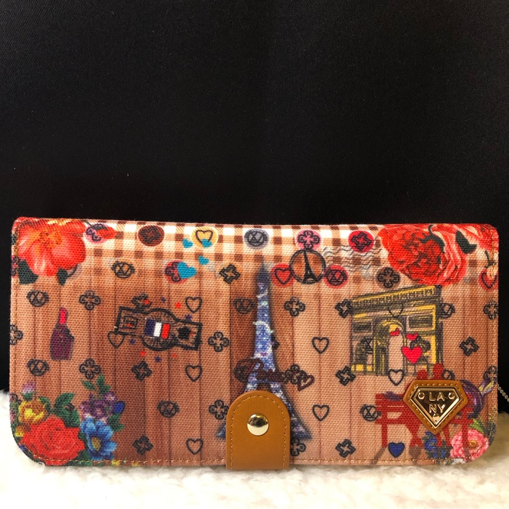 Unique Lany Scenic Paris, 3 in 1 Wallet, Wristlet & Crossbody w/Adjustable Strap